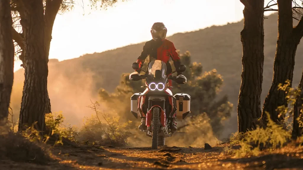 Ducati DesertX Discovery 2024