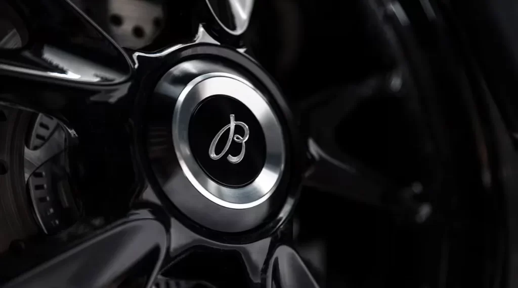 Triumph Speed Triple 1200 RR: Edição Limitada Breitling com 270 unidades é Lançada