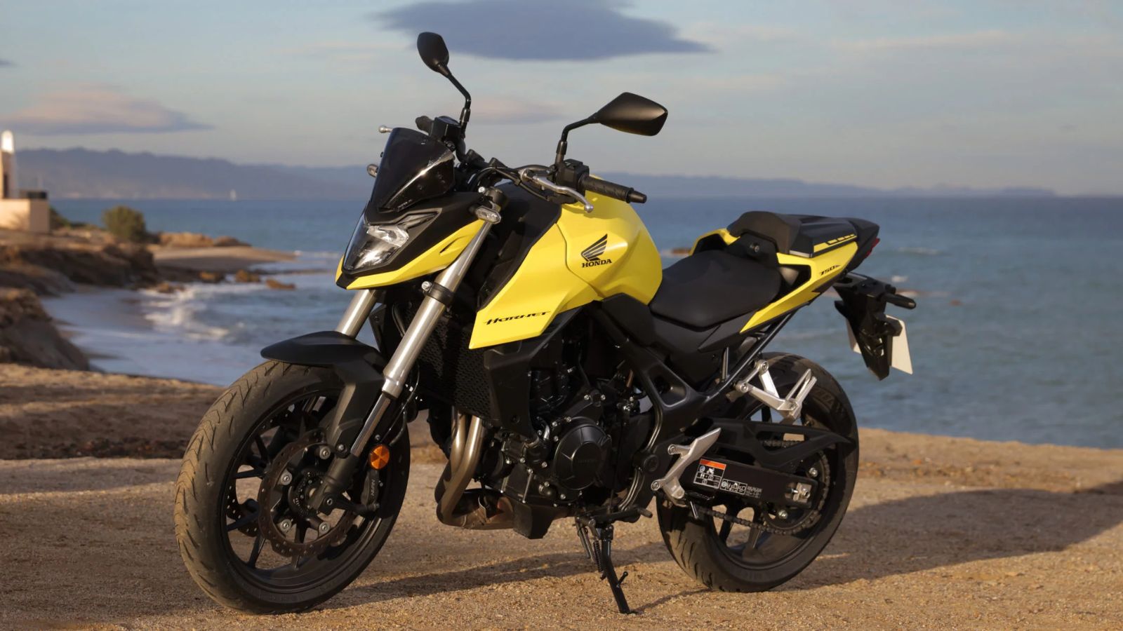Honda CB 750 Hornet: Será que a nova naked chega ao Brasil este ano?