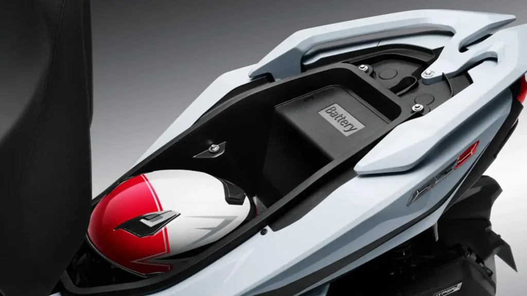 GPX DZ3: O Scooter que Desafia a XMAX 300 por Metade do Preço!
