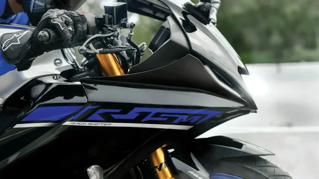 Yamaha R15 2025