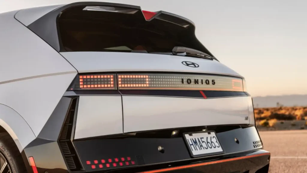 Hyundai Ioniq 2025 4