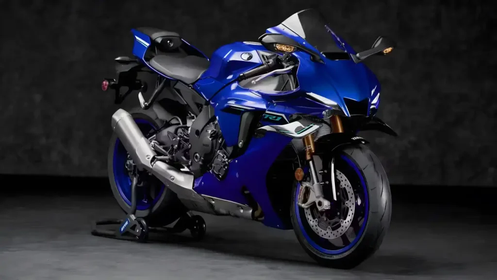 Yamaha YZFR1 2025 O Retorno da Lenda das Pistas