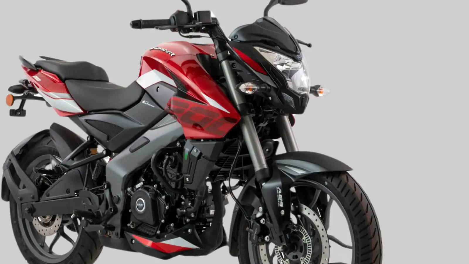 Dominar 200 2025: Conheça a nova moto da Bajaj com ABS nas duas rodas