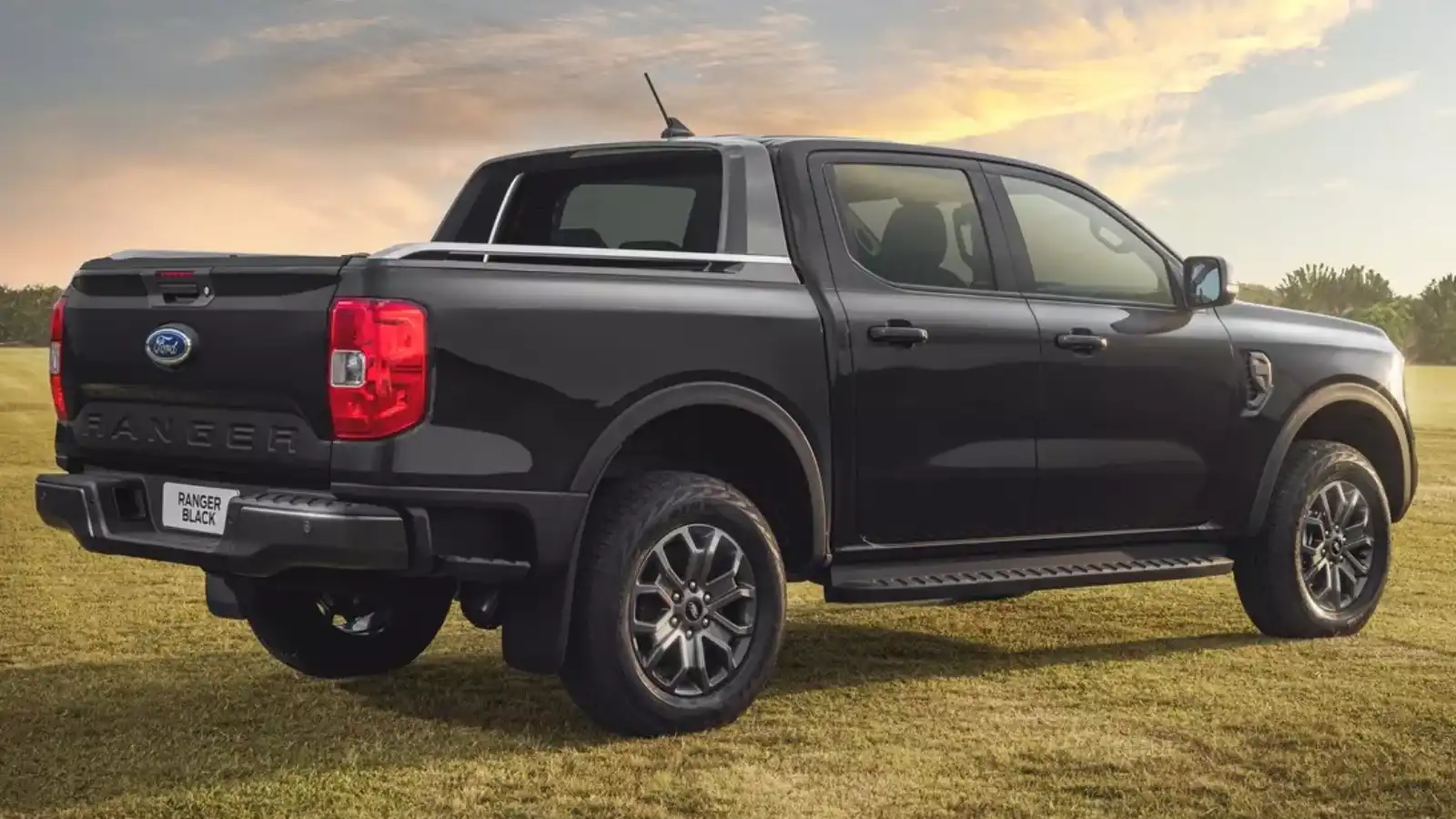 Ford Ranger Black 2025: Conheça a picape custo-benefício