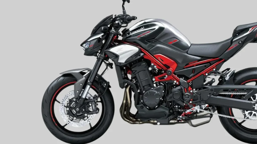 Kawasaki Z900 2025