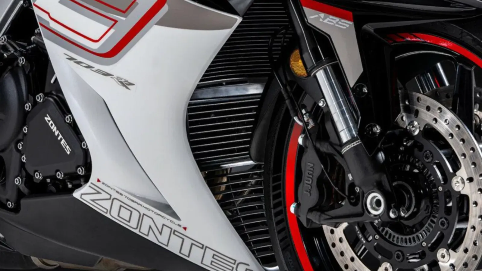 Zontes 703RR 2025: Conheça a novidade no segmento de média cilindrada