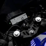 Yamaha R15 2025 painel