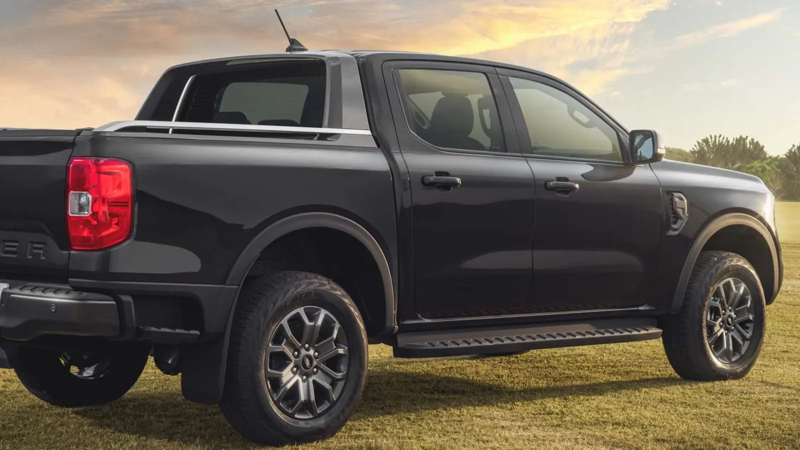 Ford Ranger Black 2025: Preço, Consumo e Equipamentos da Picape Mais Acessível da Categoria