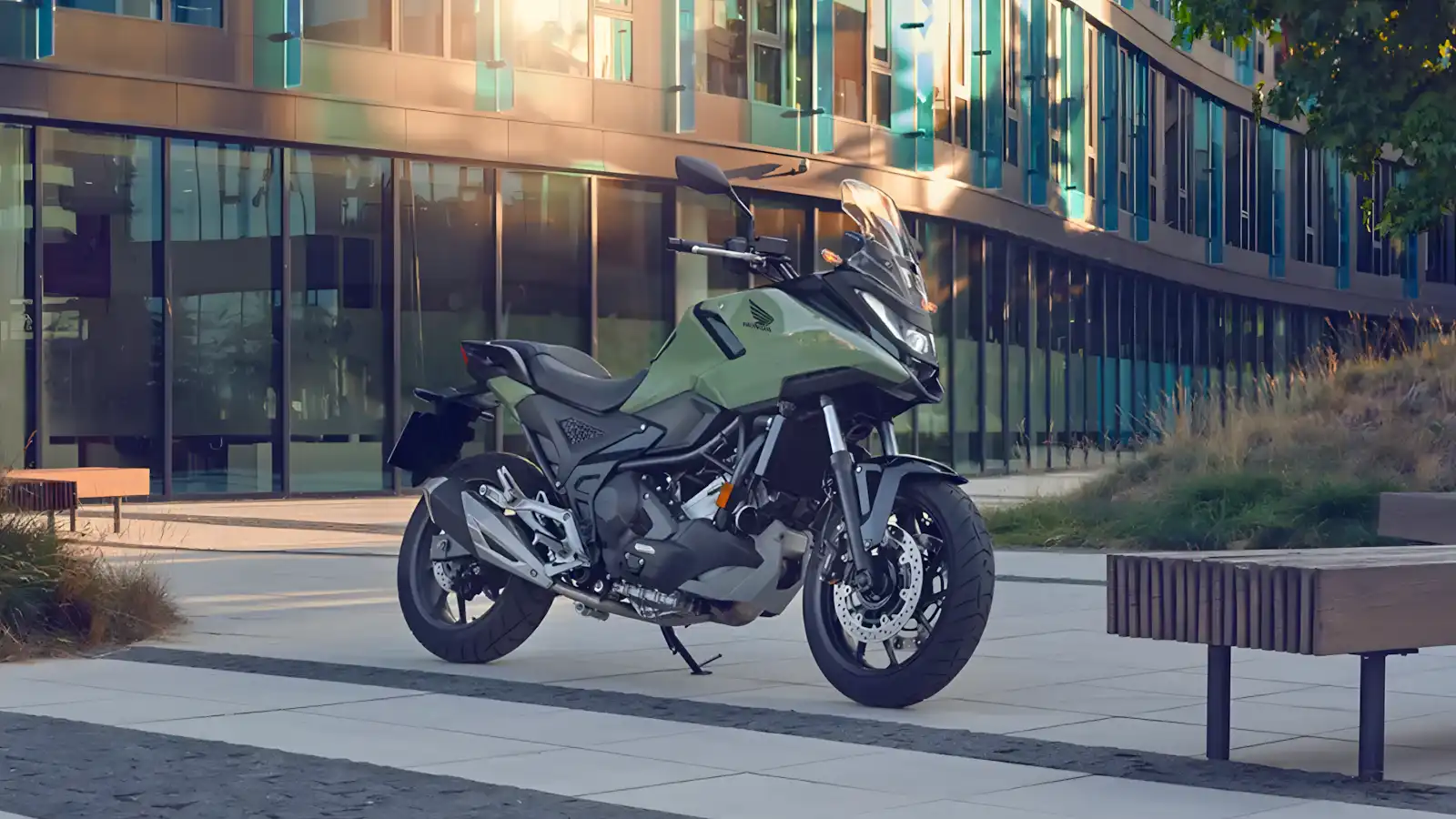 Honda NC 750X 2025: Novo visual, mais tecnologia e até 400 km de autonomia