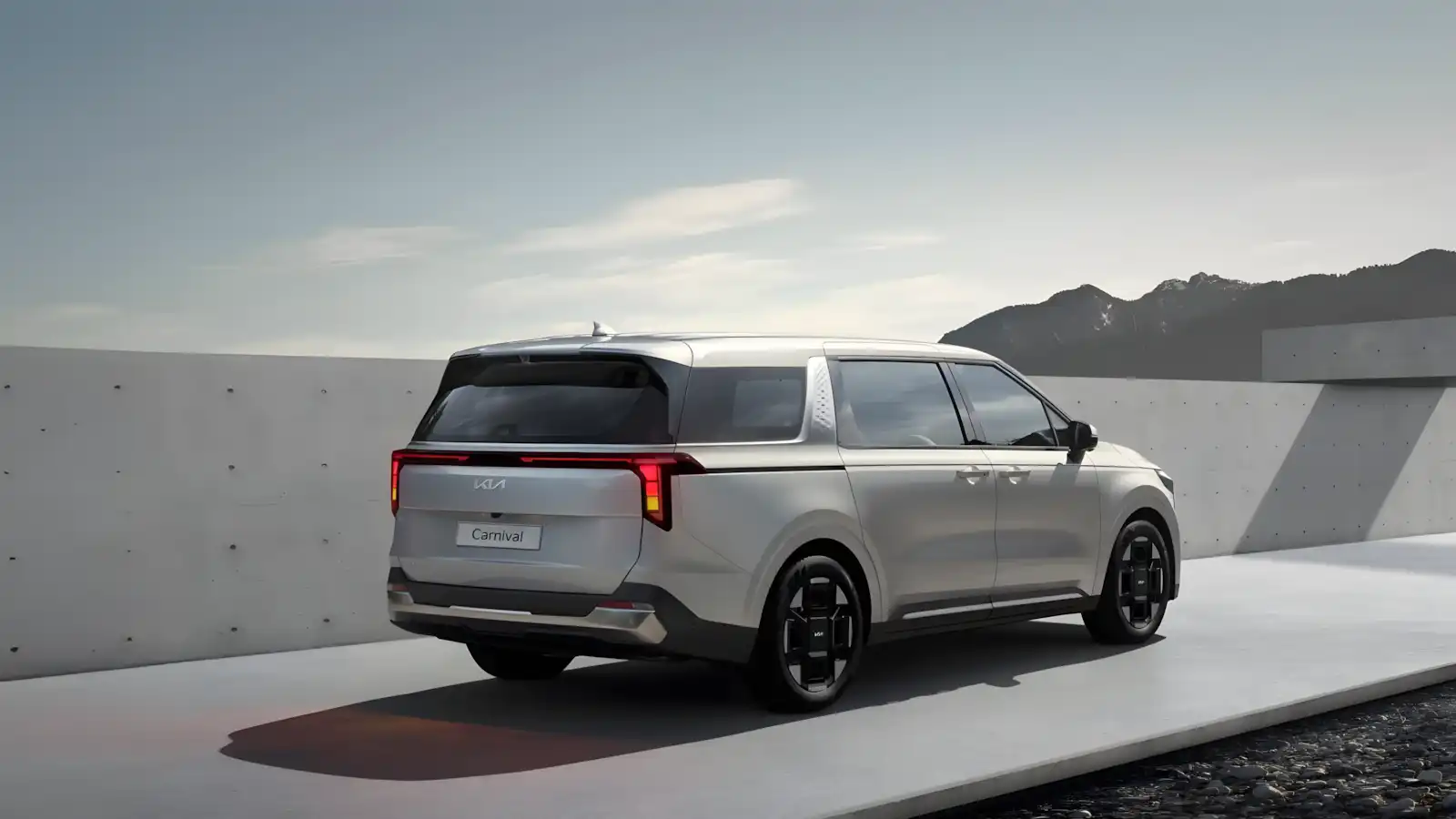 Kia Carnival 2025: Consumo, Preço e Recursos da Minivan de 8 Lugares Mais Completa do Mercado