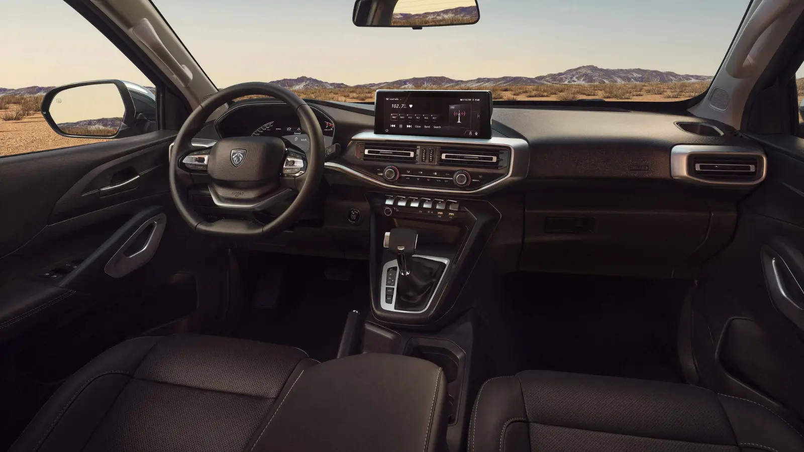 Peugeot Landtrek 2025 chega com grade redesenhada e potência de até 200 cv