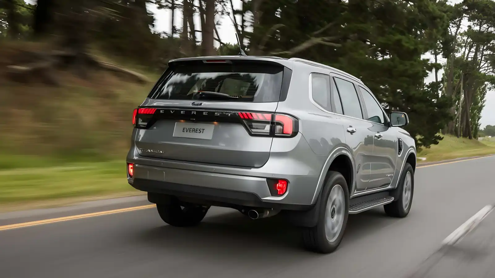 E Agora SW4? Novo Ford Everest SUV Chega na Argentina com DNA de Mustang para Enfrentar SW4