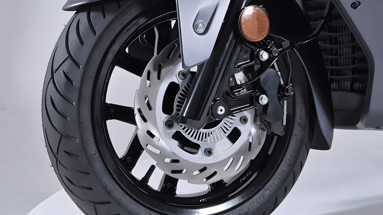 Dafra Cruisym 300 2025 Preço, Consumo e Recursos do Scooter com ABS e Controle de Tração