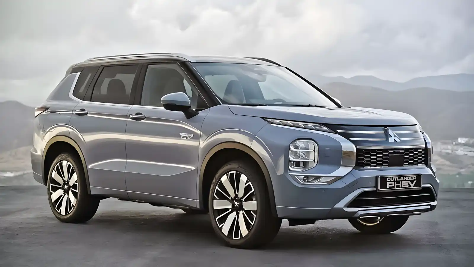 Mitsubishi Outlander PHEV Retorna ao Brasil em 2025 para Encarar BYD e GWM: Veja o que Mudou no SUV