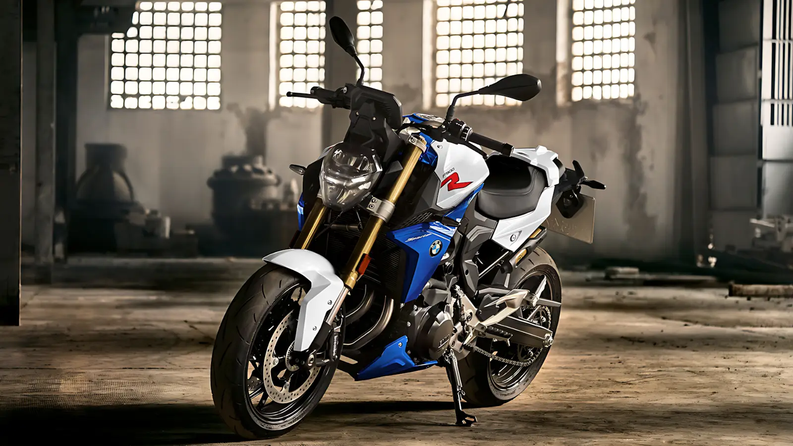 BMW F 900 R 2025 potência, conectividade e preço no Brasil