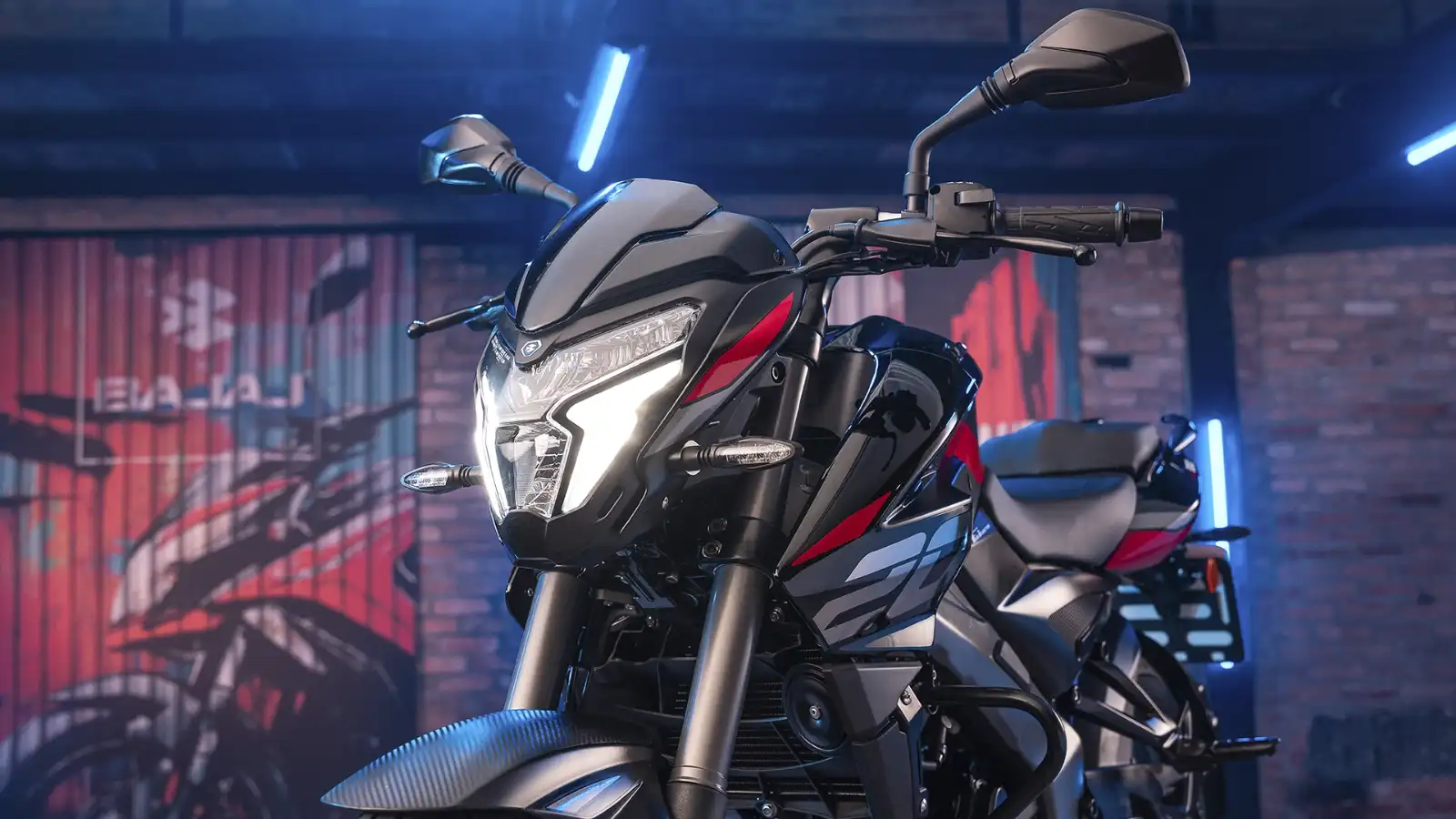 Bajaj lança Dominar NS200 2026 por R$ 20.900; veja detalhes, ficha técnica e se vale a pena comprar