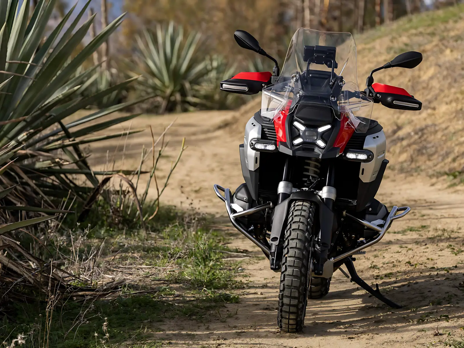 BMW Lança Big Trail R 1300 GS Adventure 2025 por R$ 137.000 e Tanque de 30 Litros