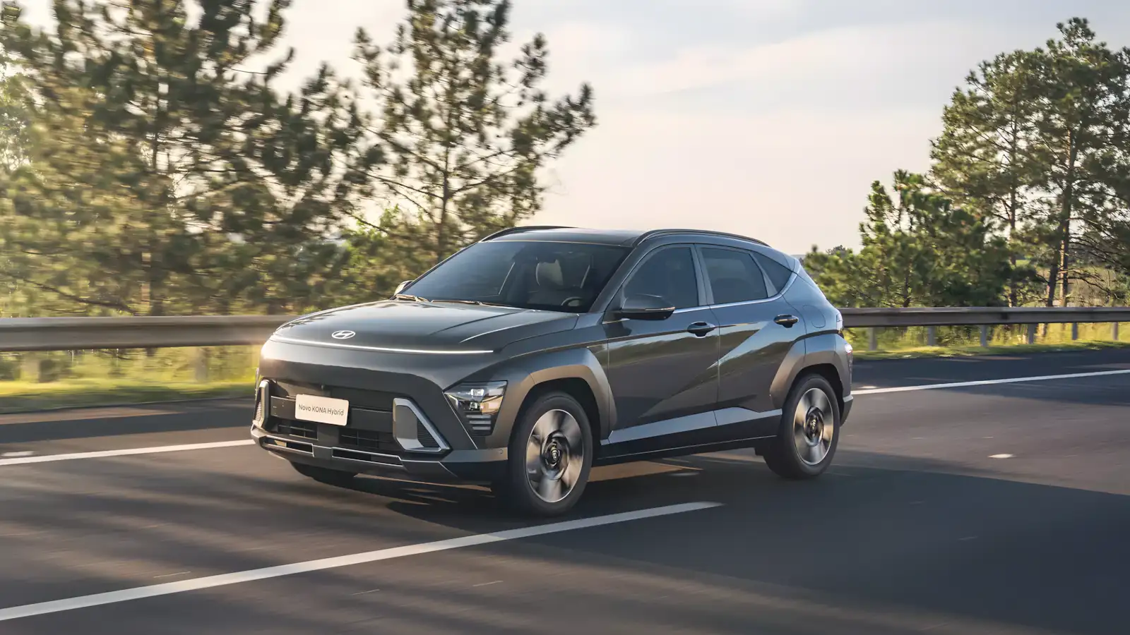 Hyundai Kona Hybrid 2026 chega ao Brasil com consumo de 18,4 km/l