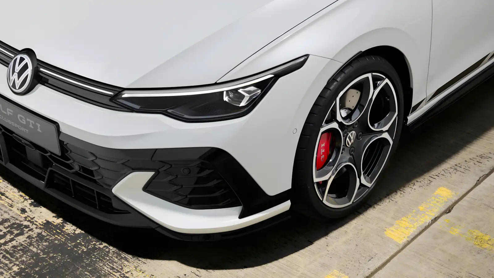 Novo VW Golf GTI volta ao Brasil ainda em 2025 com visual renovado e IA integrada