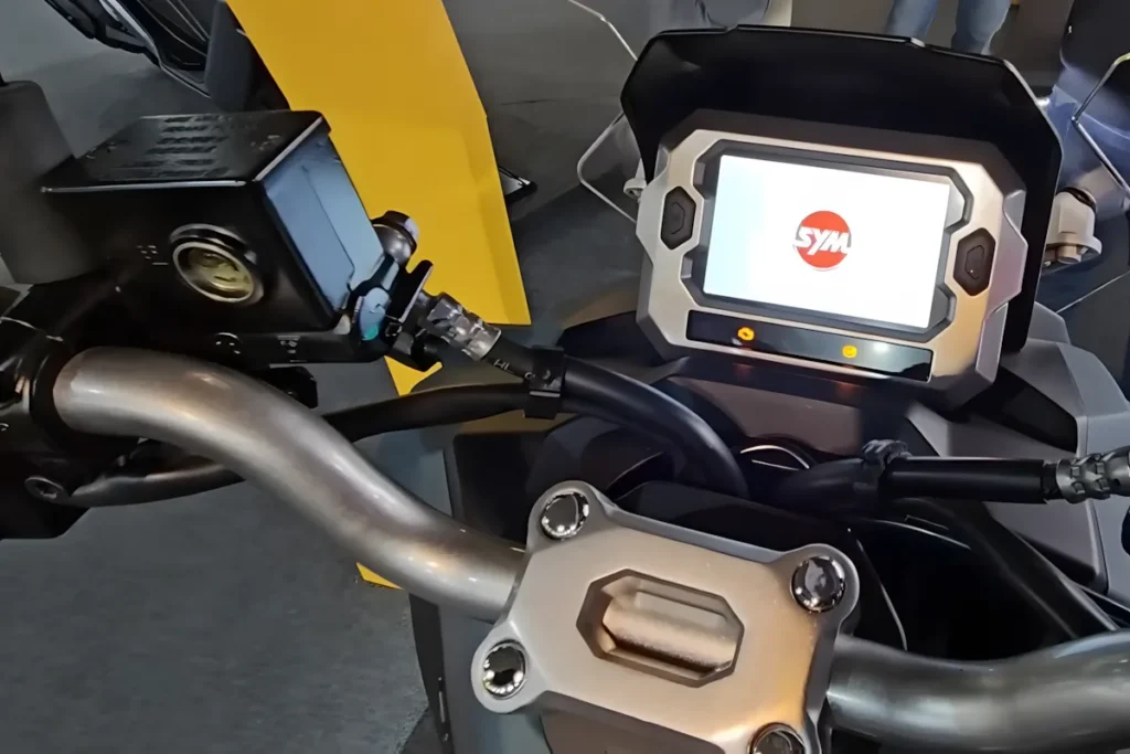 Nova Dafra ADX 150 2026 A Scooter Econômica Rival Direta da Honda ADV 160