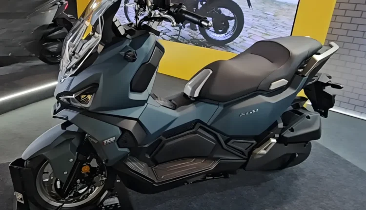 Nova Dafra ADX 150 2026 A Scooter Econômica Rival Direta da Honda ADV 160