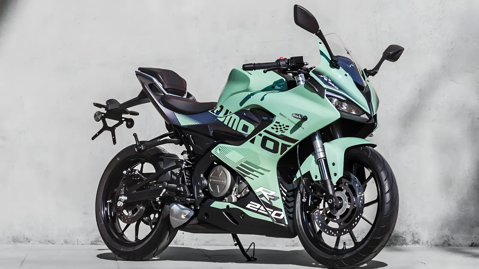 SBM 250R 2025 Nova moto esportiva Shineray chega com preço acessível