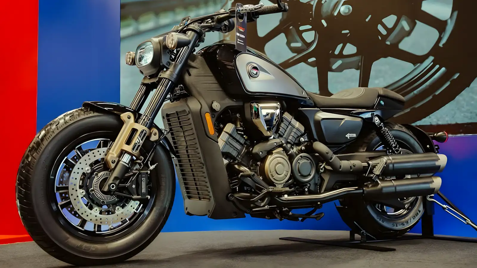 SBM 600V 2025: A nova custom de alta cilindrada Shineray pensada para quem gosta de viajar com conforto