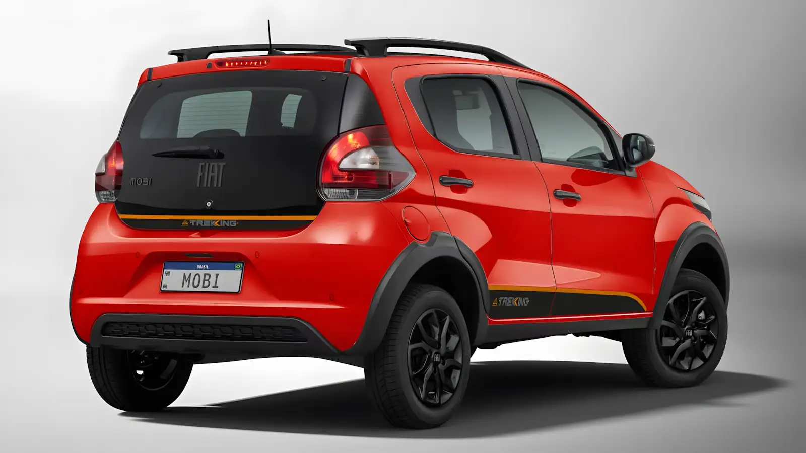 Com consumo de até 15 kml, Fiat Mobi 2026 surpreende com interior da Strada