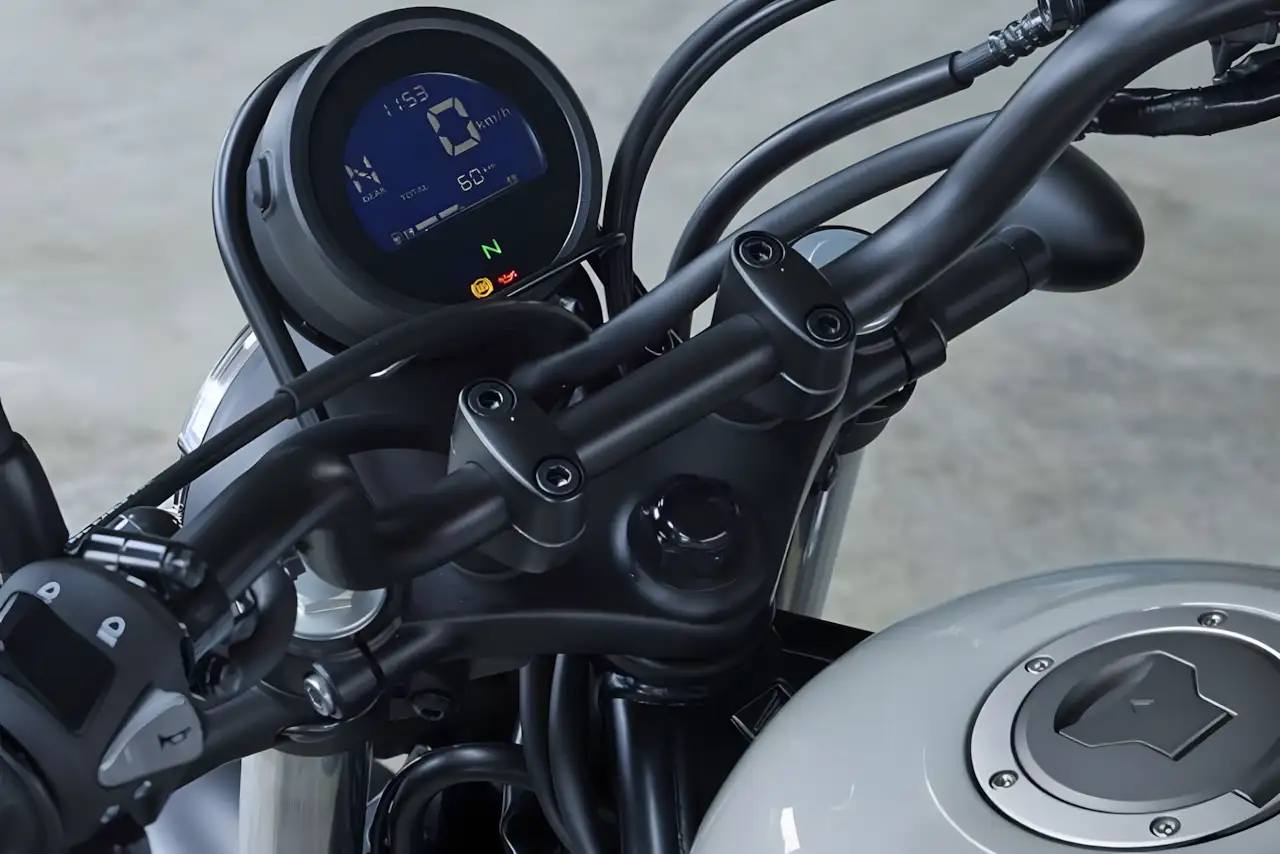 Honda CL500 2026 estreia com ajustes ergonômicos e nova cor exclusiva