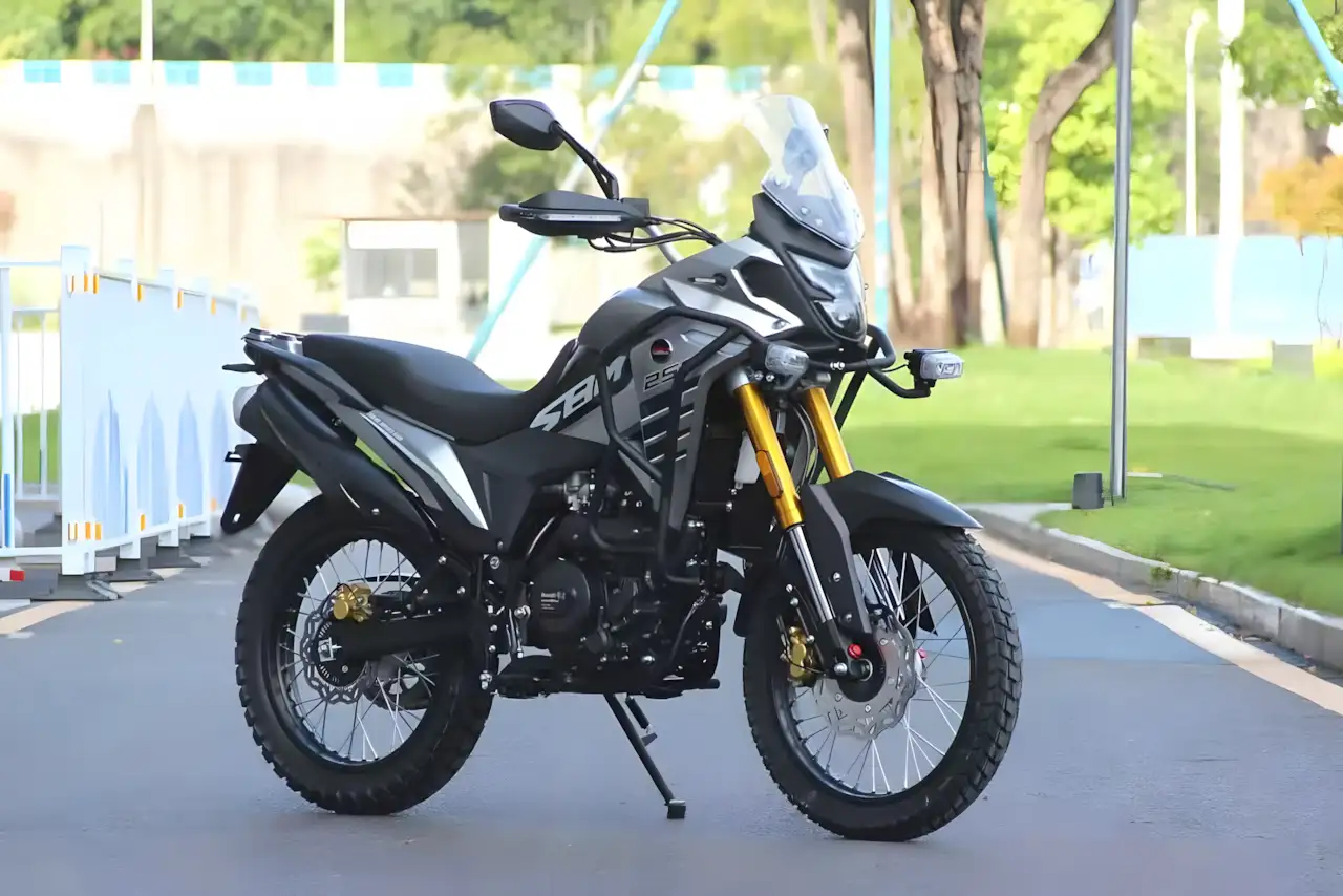 Shineray SBM 250 Trai͏l 2026 confirmada; Preço e recursos da trail concorrenta direta da Sahara 300