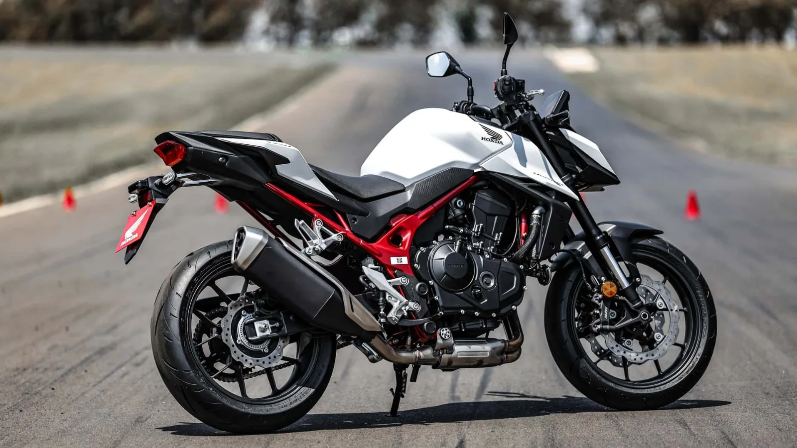 Honda CB750 Hornet 2026 Lançada no Brasil: Preço, Mudanças e Recursos da Nova Naked