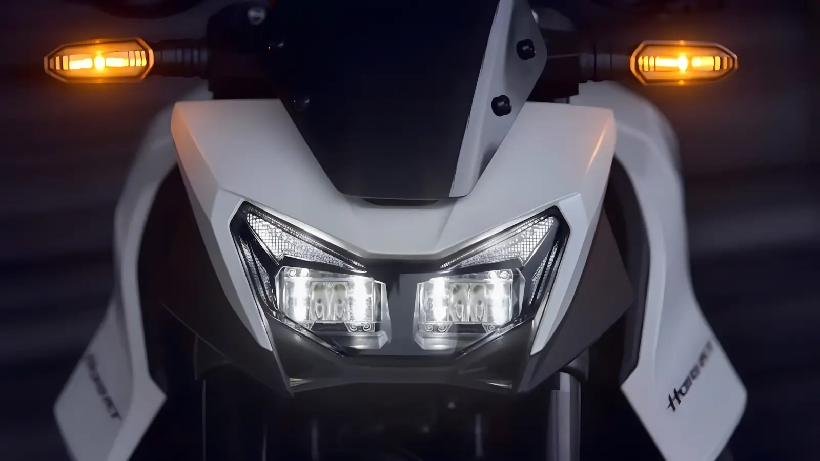 Honda CB750 Hornet 2026: Lançamento confirmado no Brasil com 92 cv de potência