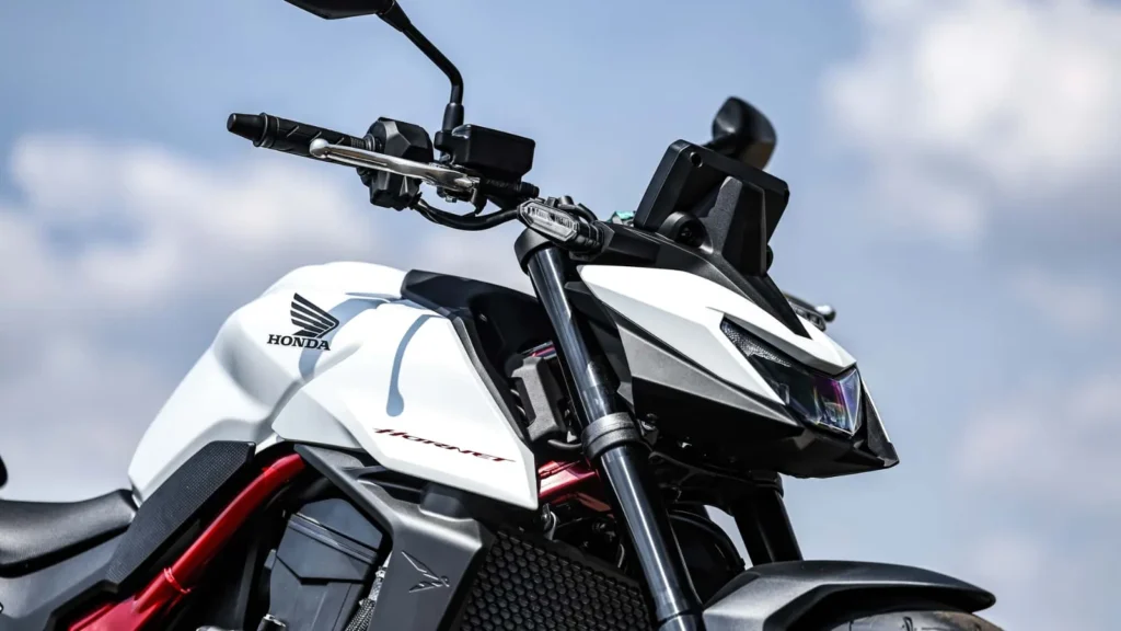 Honda CB750 Hornet 2026 Lançada no Brasil: Preço, Mudanças e Recursos da Nova Naked