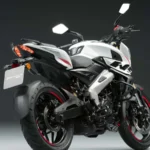 Bajaj Dominar NS400Z 2026 Chega ao Brasil com Quatro Modos de Pilotagem: Preço e Características
