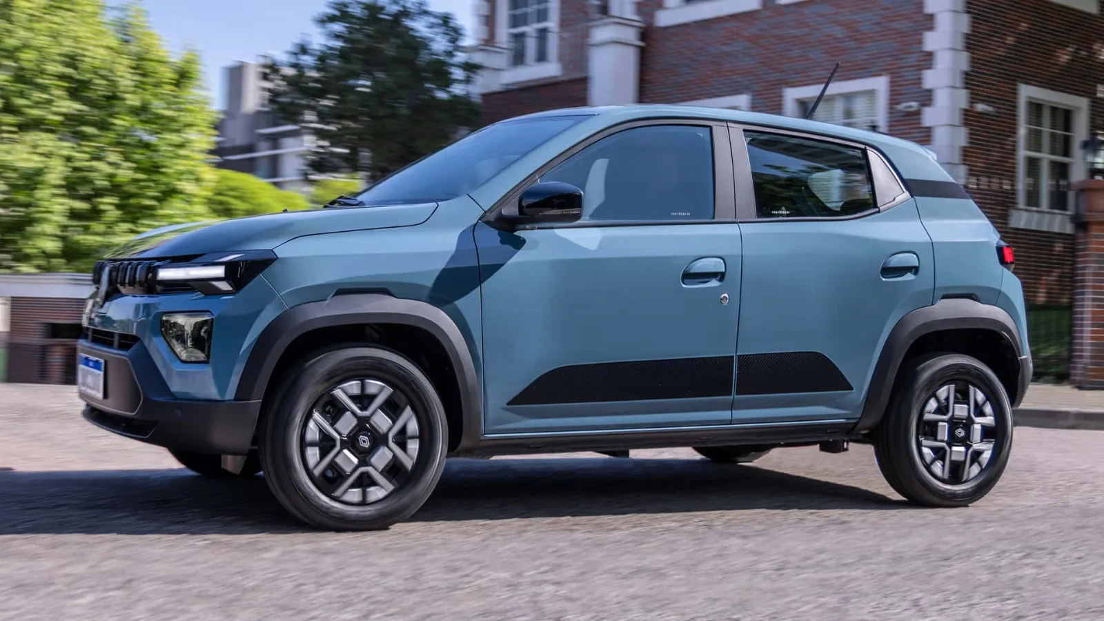 Renovado Renault Kwid E-Tech 2026 é o elétrico mais barato do Brasil com recursos avançados