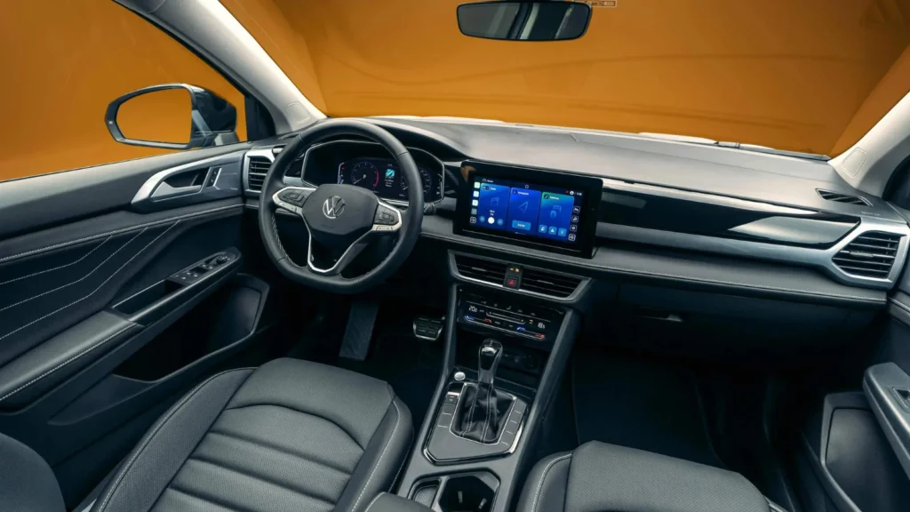 Volkswagen Taos 2026: Novo visual e melhorias no pacote de condução semiautônoma