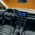 Volkswagen Taos 2026: Novo visual e melhorias no pacote de condução semiautônoma