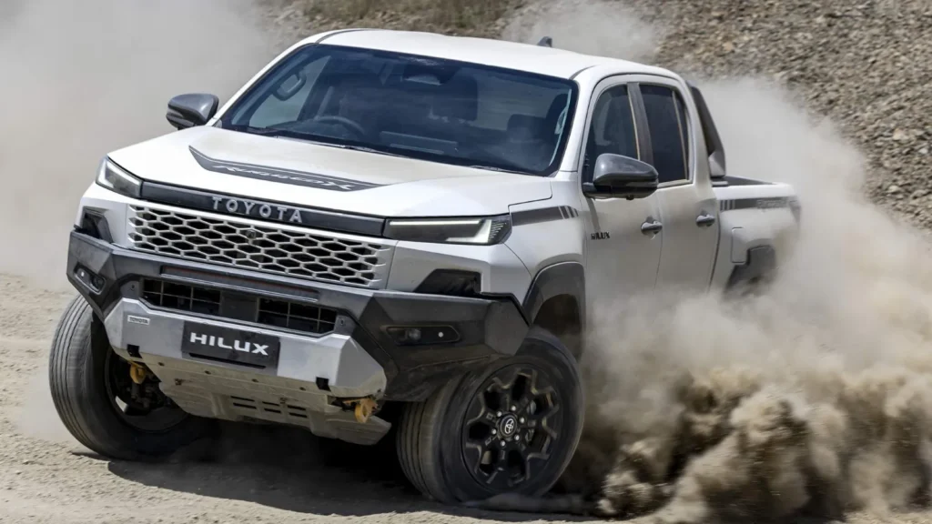 Nova Toyota Hilux chega ao Brasil em 2027: fotos, motor 2.8 e detalhes da nova geração