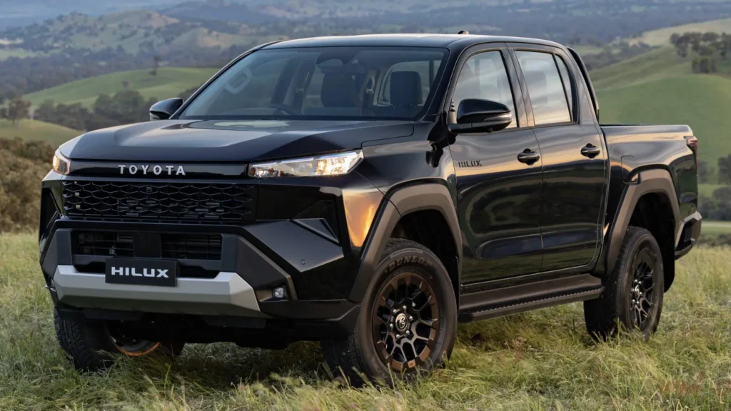 Nova Toyota Hilux chega ao Brasil em 2027: fotos, motor 2.8 e detalhes da nova geração