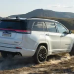 Jeep Commander Blackhawk 2027