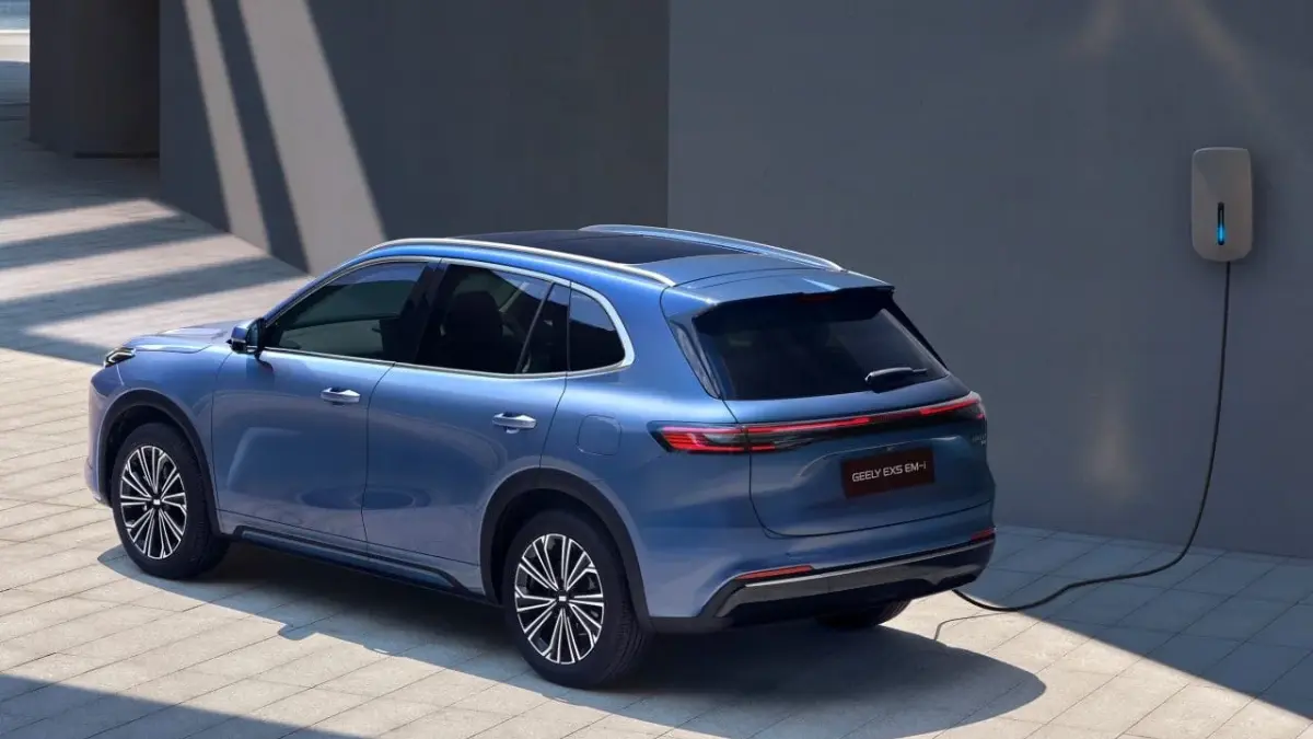 Geely EX5 EM-I chega ao Brasil com 259 cv e mais de 1.000 km de autonomia
