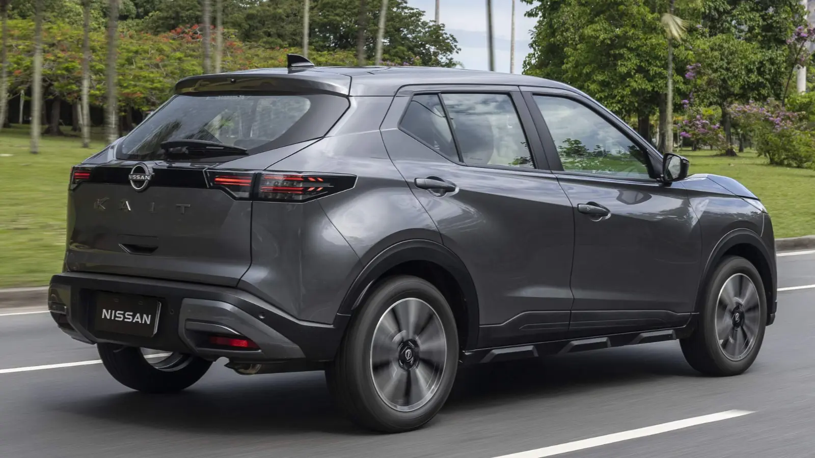Nissan Kait 2026 ganha versões Sense e Advance mais baratas que o novo Kicks