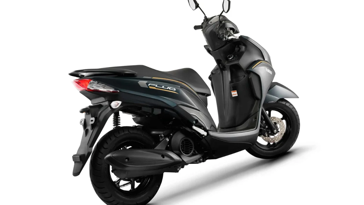 Yamaha Fluo 2027 motor 125 cc com sistema híbrido leve Power Assist