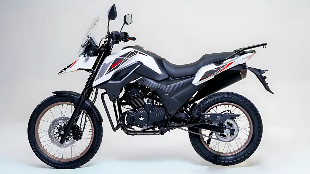 Nova SHI 175 2026 é a trail de R$ 16 mil com farol de BMW que a Shineray acaba de lançar no Brasil