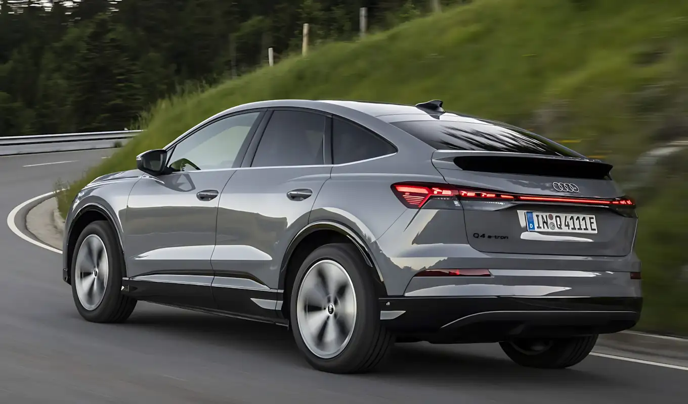 Audi Q4 e-tron 2027 facelit tem 592 km de autonomia e recarga bidirecional inédita