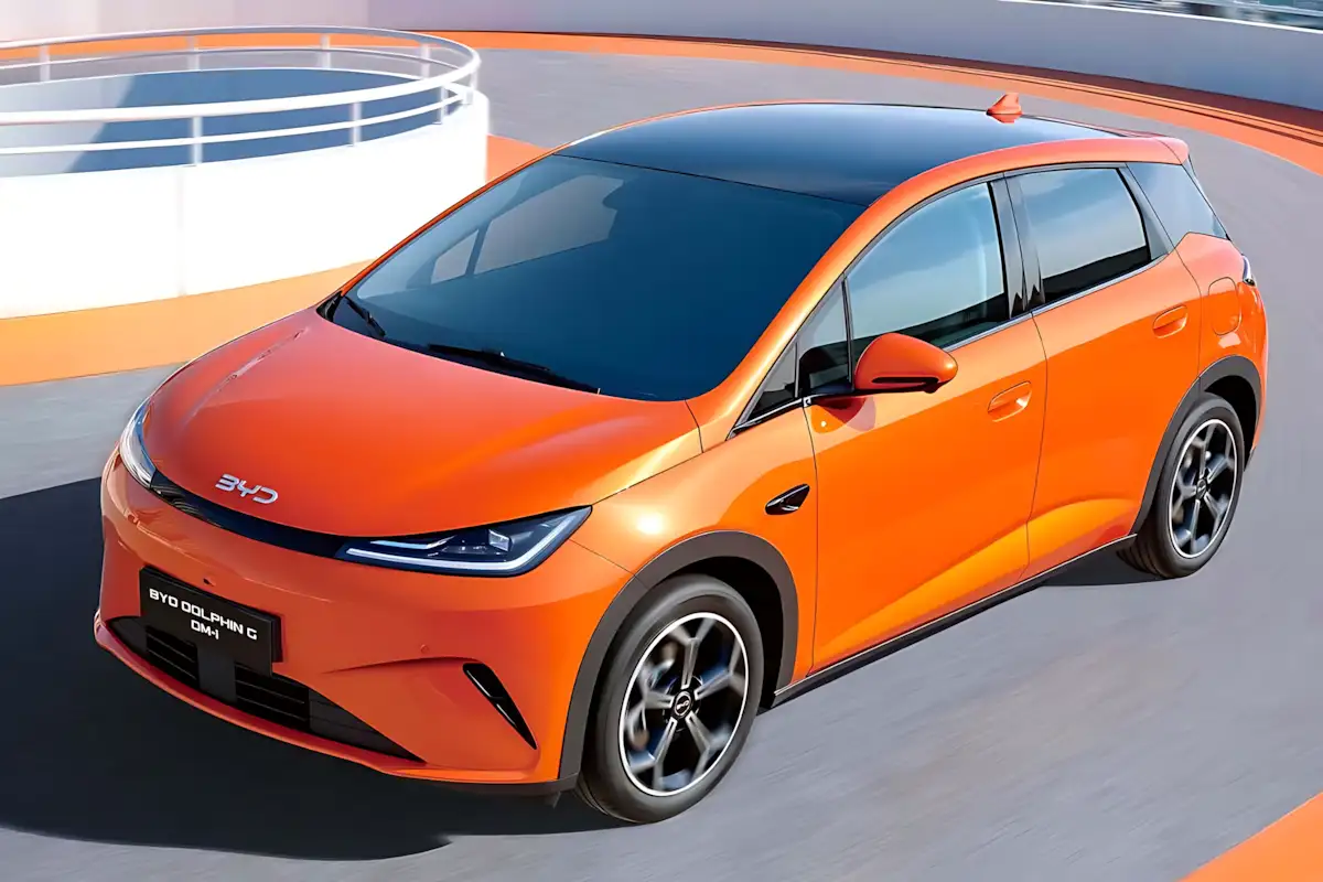 BYD Dolphin G híbrido revela preços na Europa e antecipa o hatch plug-in mais barato da marca para o Brasil
