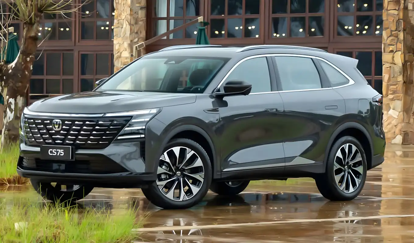 CAOA Changan corta R$ 20 mil no CS75 após bater 5 mil carros vendidos; SUV de 4,77 m passa a custar R$ 179.990