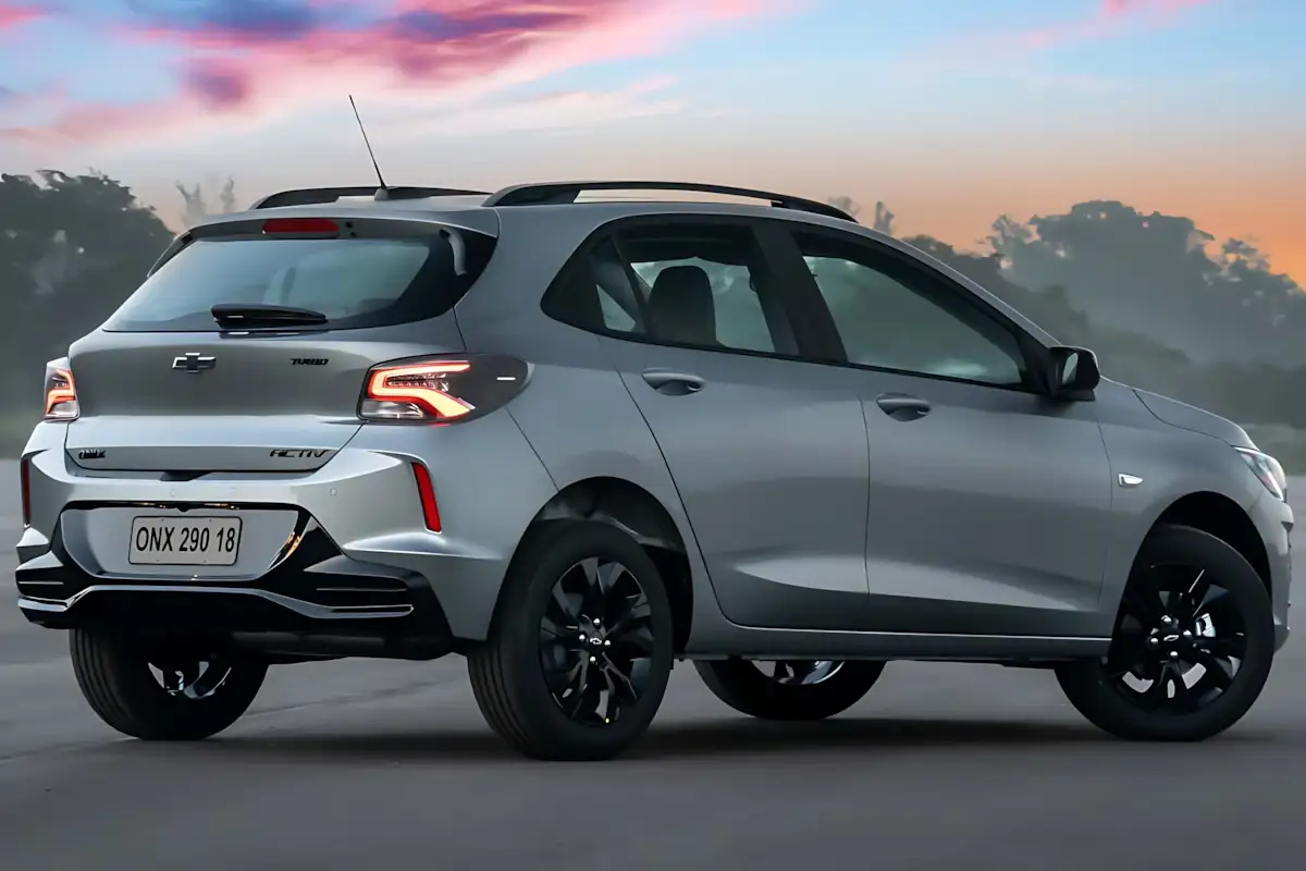 Chevrolet Onix Activ 2027 é o hatch aventureiro com motor 1.0 turbo, câmbio automático e 201 mm de vão livre por R$ 116.190