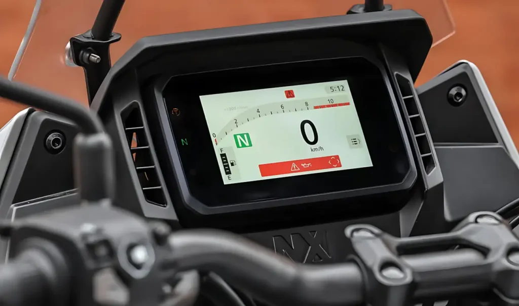 Painel TFT colorido de 5 polegadas da Honda NX500 2027